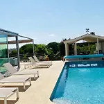 Otto - Private Pool - 8 Guests - *
